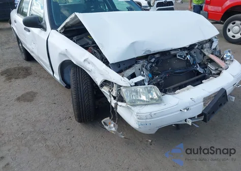 2005 Ford Crown Victoria Police from USA, damaged, VIN 2FAHP71W05X106652